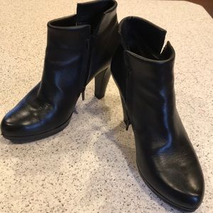 Paul Green Black Booties